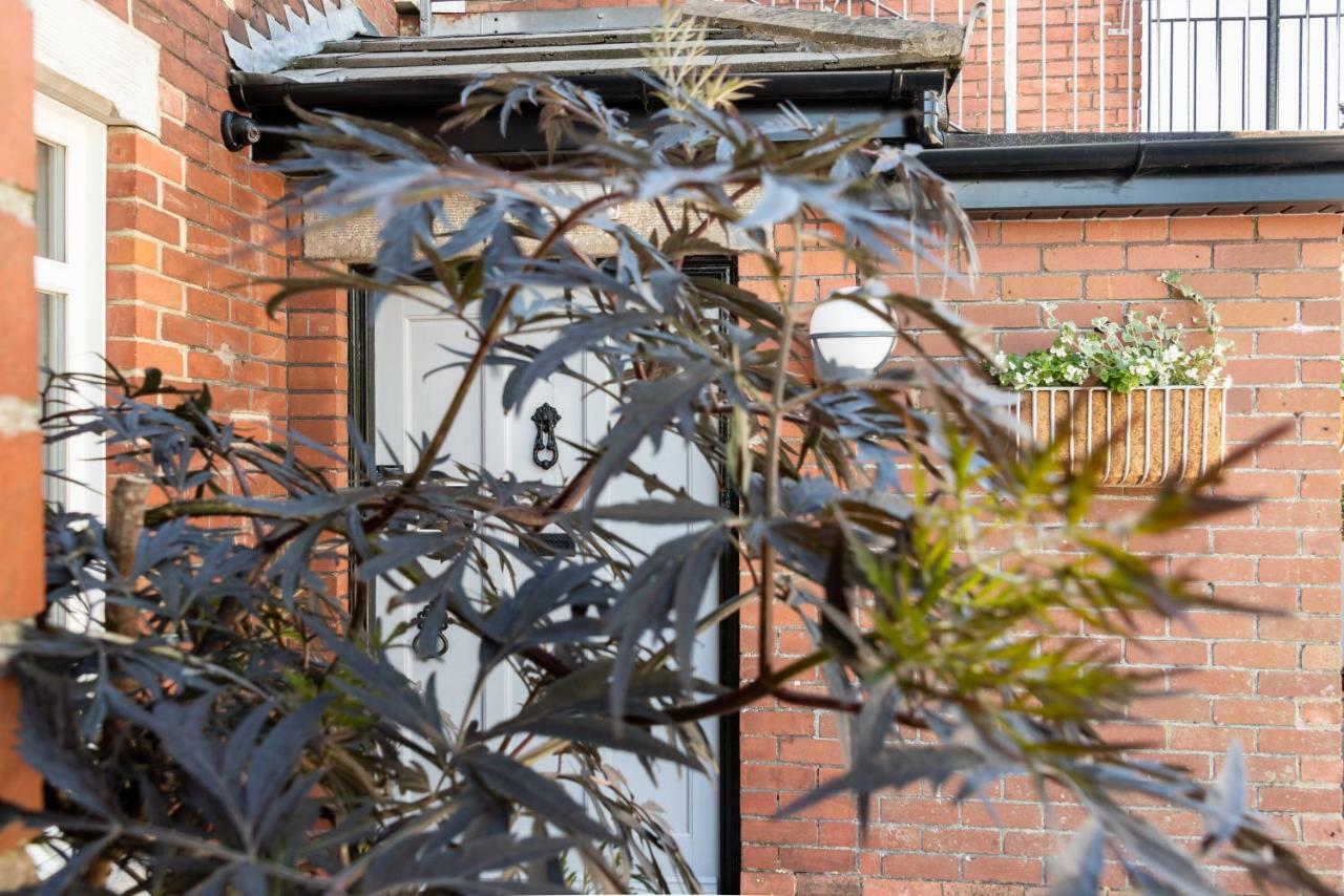 مبيت وإفطار The Dartmouth Boutique B &B المظهر الخارجي الصورة